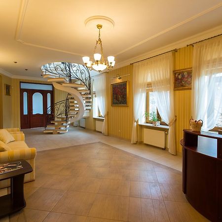 10 Rooms Lwów Zewnętrze zdjęcie
