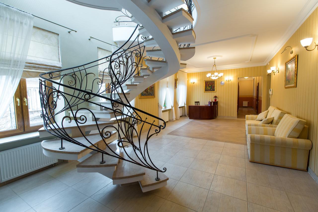 10 Rooms Lwów Zewnętrze zdjęcie