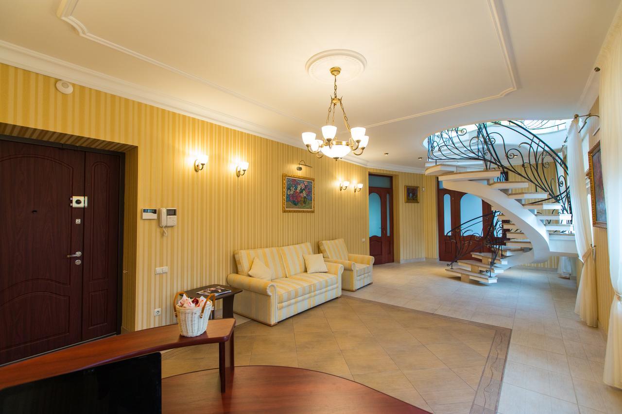 10 Rooms Lwów Zewnętrze zdjęcie